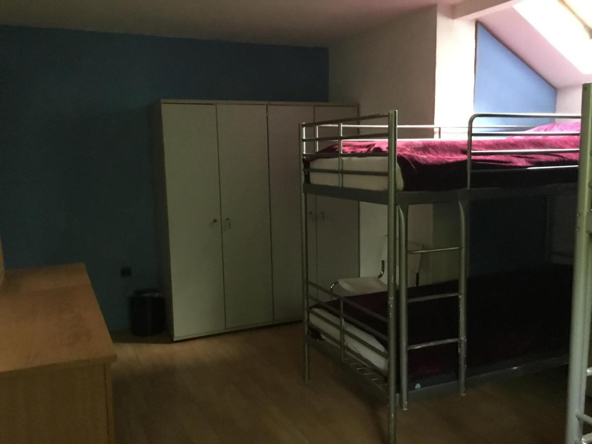 פורקרסדורף Suburb Hostel מראה חיצוני תמונה